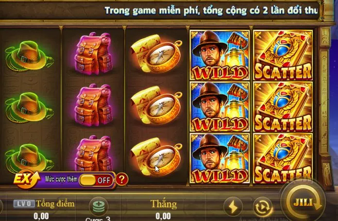 Dealer chuyên nghiệp đang chia bài tại bàn Baccarat trực tiếp fu88 thể thao